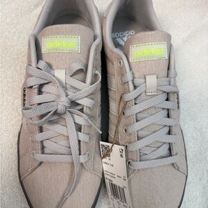 Adidas daily 3.0 Men’s Size 9 (new With Tags In The Box)